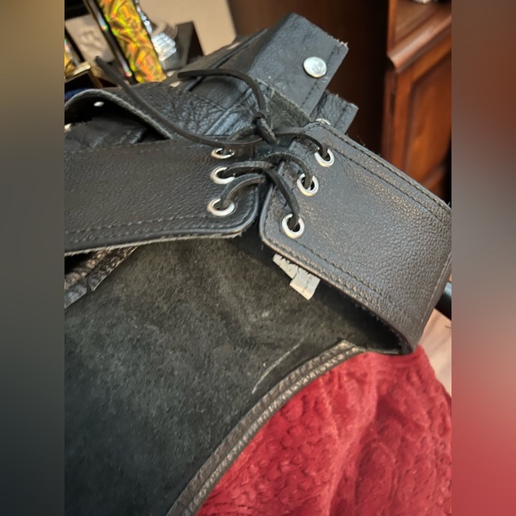 Women’s leather chaps - Picture 2 of 4